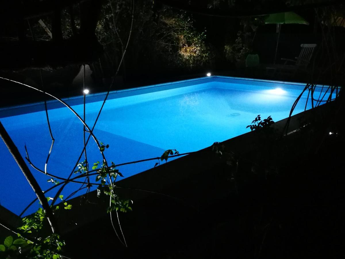 Villa Murgia Solanas  Luaran gambar
